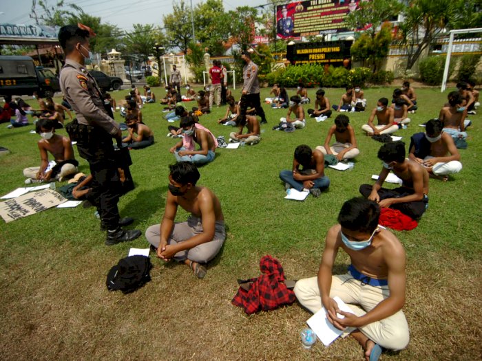 FOTO: Polisi Amankan Pelajar di Brebes
