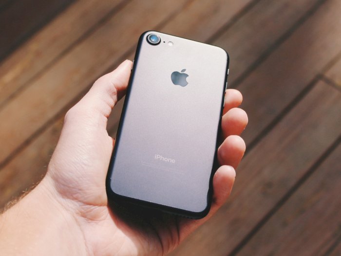Apple Berencana Hadirkan Dukungan 5G di Semua Lini iPhone Keluaran 2022
