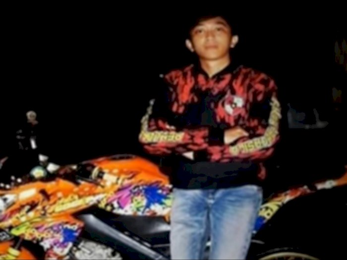 Sok Jago! Pemuda Anggota Ormas Loreng Oranye Tantang TNI, Geber Motor di Markas Yonif 303