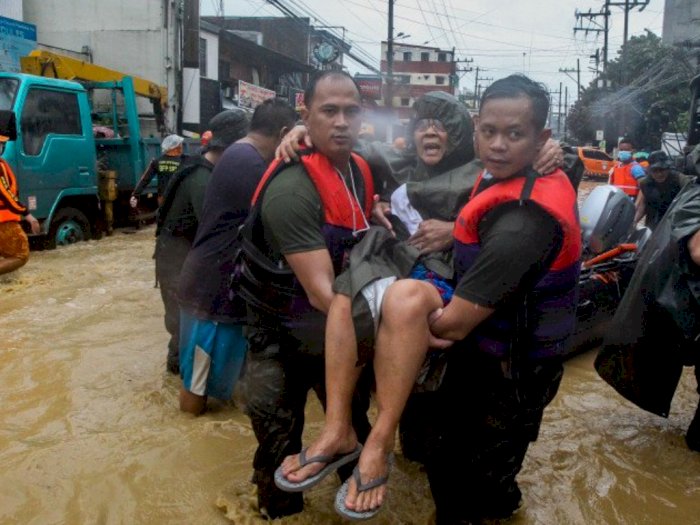 Pandemi Belum Reda, Kini Manila Diterjang Banjir, Ribuan Warga Mengungsi