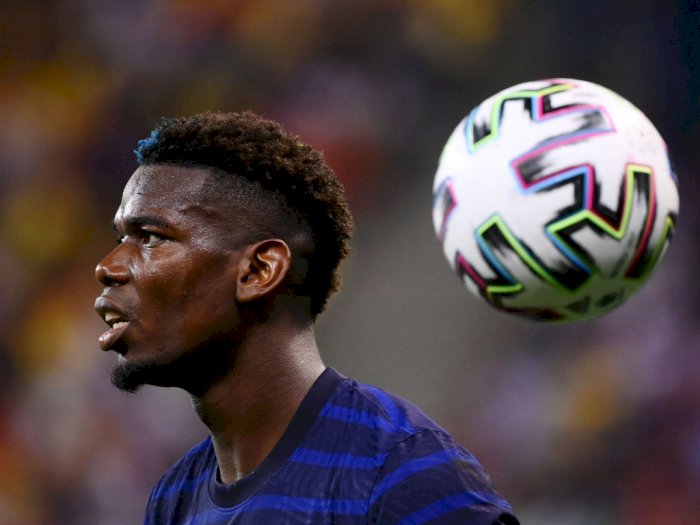 Fans PSG Gantung Spanduk Anti-Paul Pogba, Tak Terima Sang Gelandang Pindah ke Paris