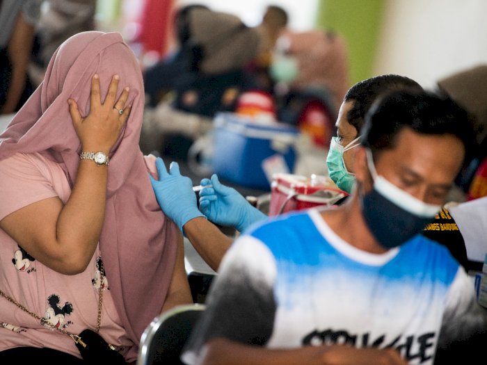 Penerima Vaksin COVID-19 Lengkap di Indonesia Capai 18,1 Juta Orang