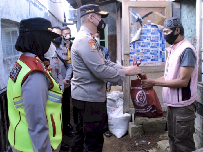 Bhayangkara untuk Negeri, Setukpa Lemdiklat Polri Bagikan 1000 Paket Sembako di Sukabumi