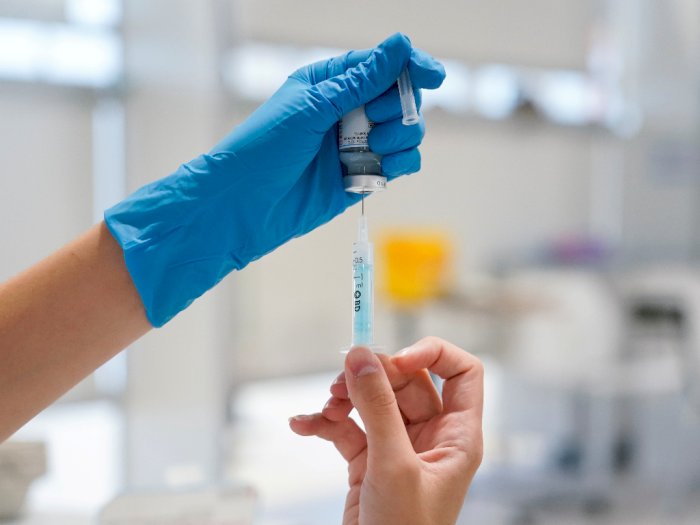 DPRD DKI Telusuri Influencer yang Sebut Dapat Vaksin Covid-19 Ketiga
