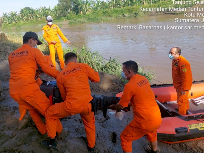  Seroang Remaja Hanyut Terbawa Arus Sungai, Basarnas Medan Lakukan Pencarian