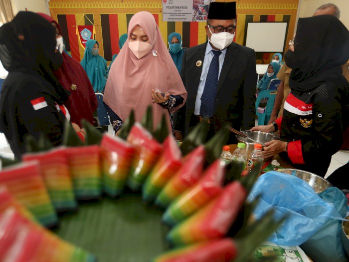 FOTO: Pelatihan Pembuatan Kue Untuk Masyarakat di Aceh Barat