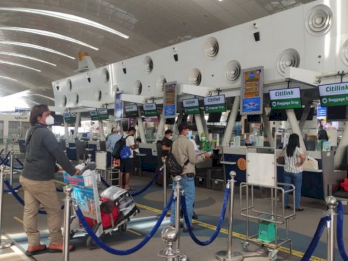 Mulai 1 Agustus, Tiap Penumpang Bandara Kualanamu Wajib Unduh Aplikasi PeduliLindungi