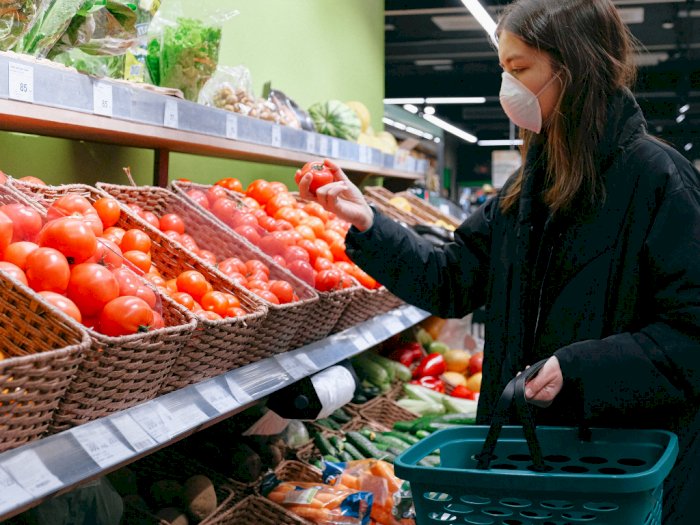4 Cara Menghindari Virus saat Belanja di Supermarket