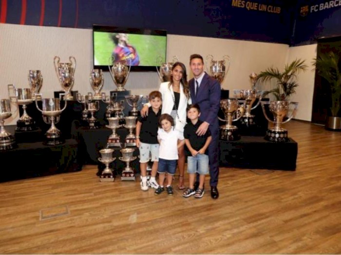 Lionel Messi Tinggalkan Barcelona, Istrinya Tulis Pesan Mengharukan