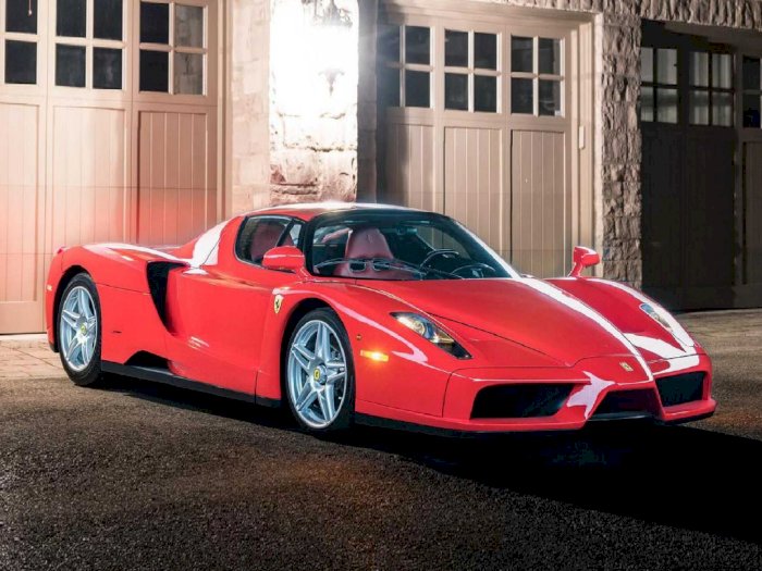 Mobil Ferrari Enzo 2003 Super Langka Ini Terjual Senilai Rp54 Miliar!