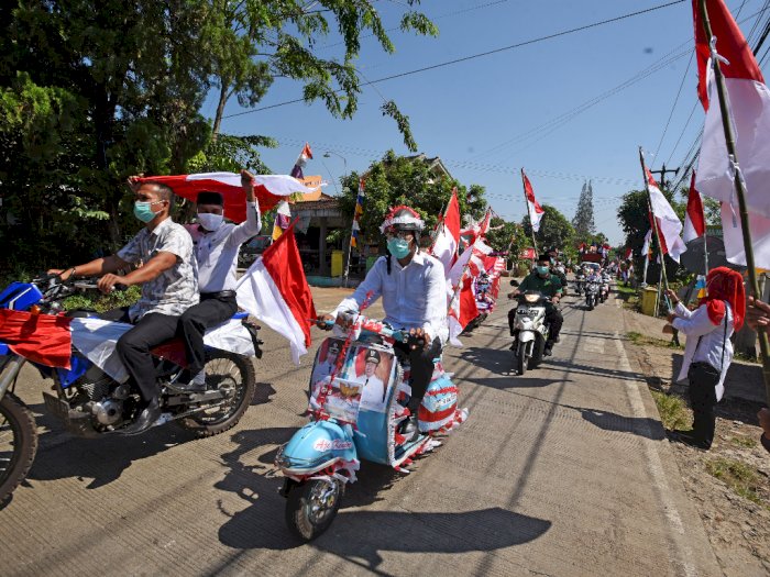 FOTO: Gerakan Pengibaran 1000 Bendera Merah Putih