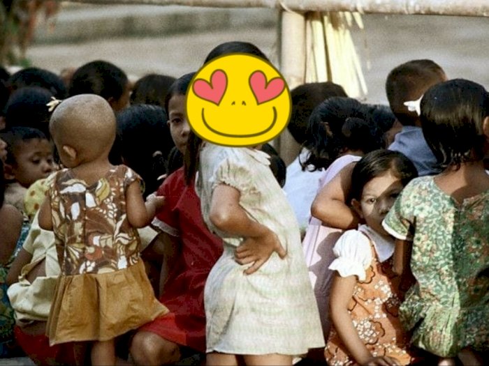 Viral Foto Jadul Senyum Bocah Imut di Bali Tahun 1972, Bertolak Pinggang Bak Model