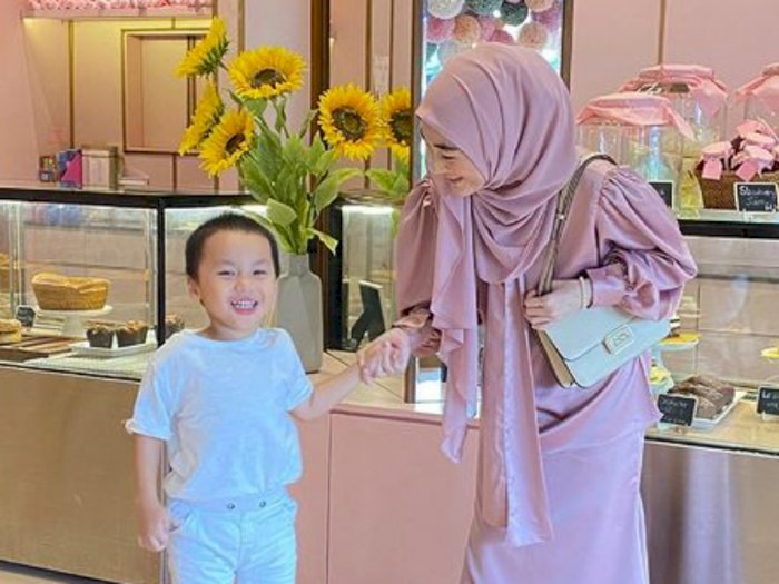 Alvin Faiz Jadi Perbincangan Netizen, Larissa Chou Pilih Tenangkan Anak: I'm Here, Always!