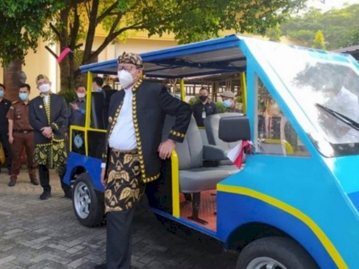 Gubernur Banten Memperkenalkan Mobil Listrik Karya SMKN 4: Desainnya Perlu Disempurnakan