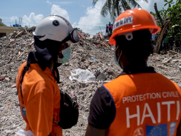 FOTO: Pascagempa Berkekuatan 7,2 SR di Haiti