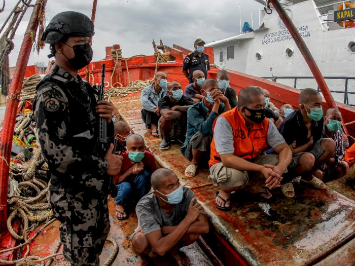 FOTO: Penangkapan Kapal Nelayan Asing