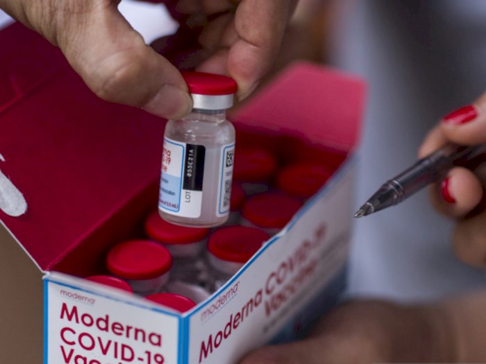 Kemkes Sebut Sebanyak 13 Juta Dosis Vaksin COVID-19 dalam Distribusi Menuju Daerah