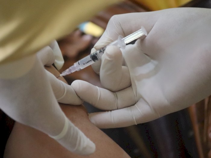 Beredar Isu Pejabat Mendapat Vaksin Dosis Ketiga