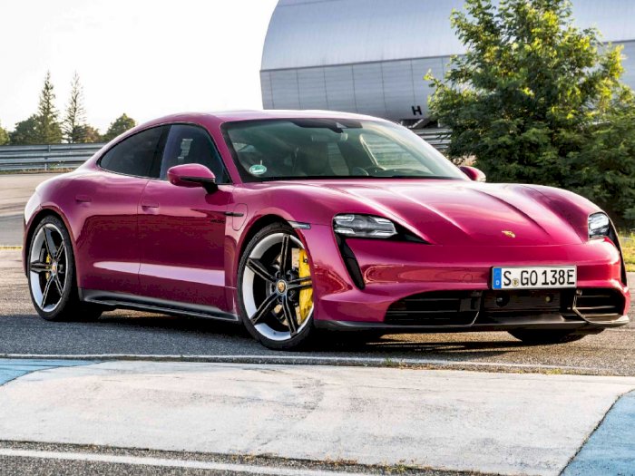 Porsche Taycan 2022 Hadir dengan Warna Baru dan Fast Charging Lebih Cepat