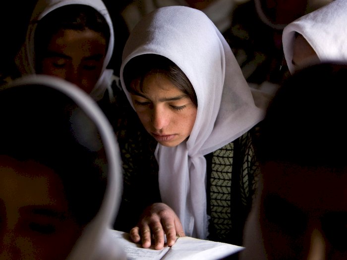 Taliban Izinkan Wanita Afghanistan Boleh Kuliah, Tapi  Wanita & Pria Harus Pisah Kelas