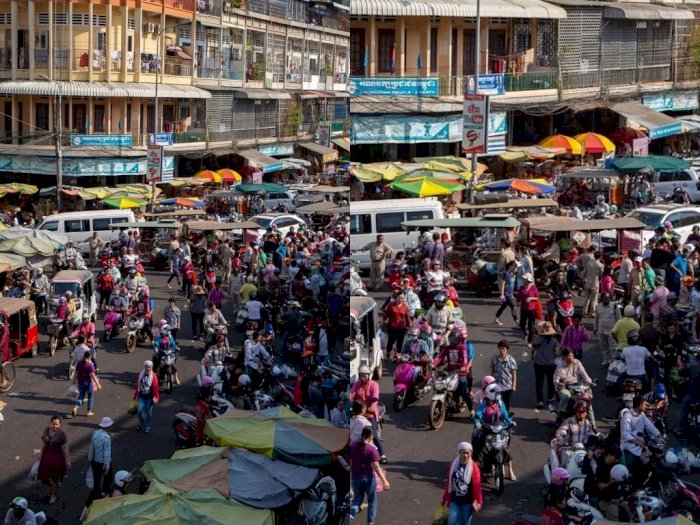 Viral Foto Suasana Pasar Tradisional di Kamboja, Netizen Sebut Kumuh Mirip di Indonesia