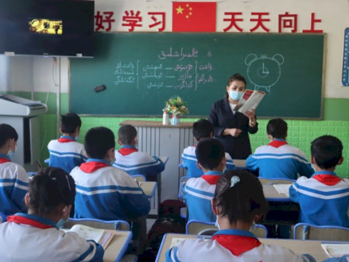 Hari Pertama Sekolah di Tiongkok, Pemerintah Wajibkan Guru Tak Boleh Memberi PR