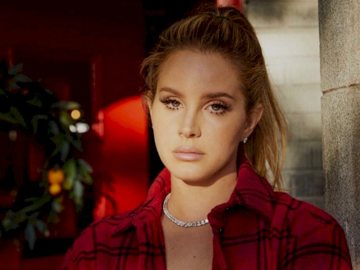 Lana Del Rey akan Rilis Single 'Arcadia' Dalam Waktu Dekat