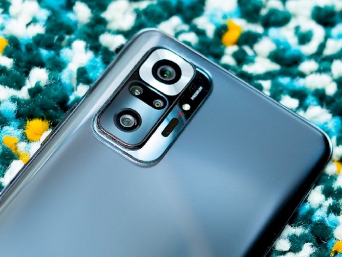 Redmi Sedang Siapkan Smartphone dengan Snapdragon 870 dan Layar OLED 120Hz!