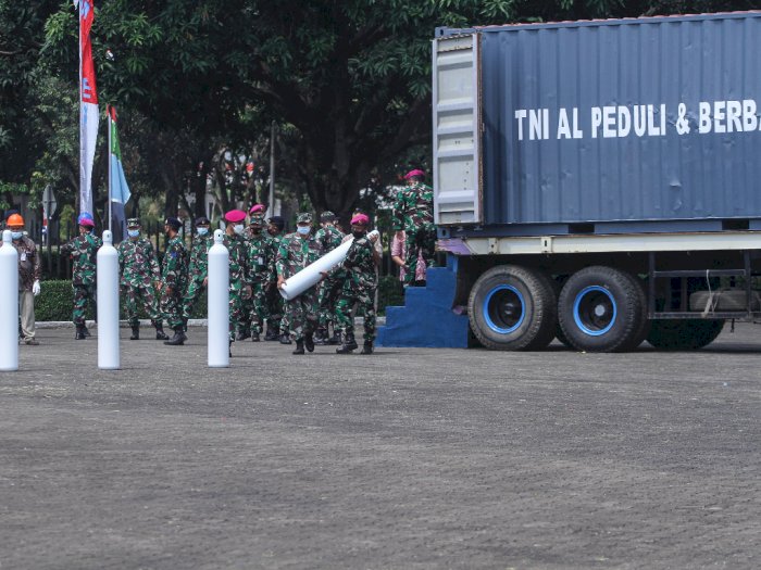 FOTO: TNI AL Menerima Donasi Oksigen