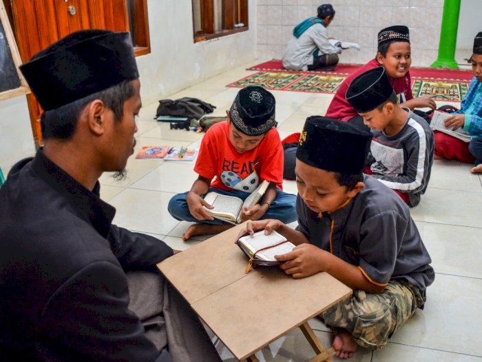 FOTO: Program Maghrib Mengaji di Jawa Barat