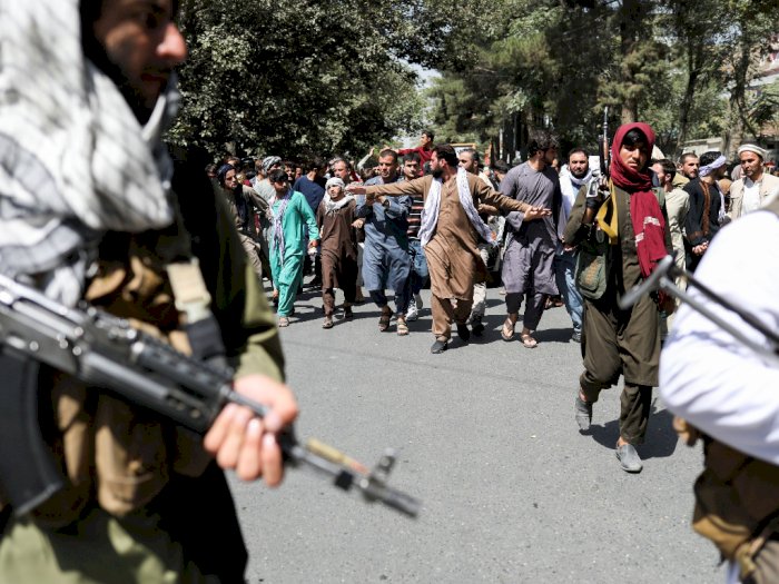 Taliban Memutus Layanan Internet di Kabul saat Ada Aksi Protes Besar-Besaran