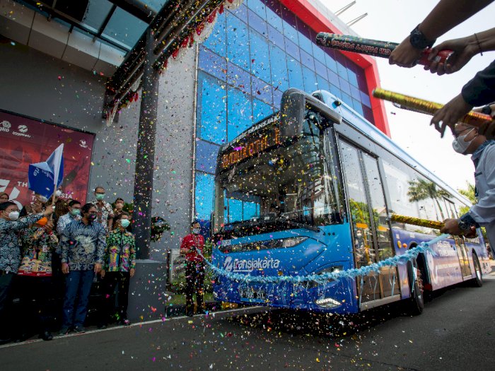 FOTO: Uji Coba Bus Listrik Transjakarta