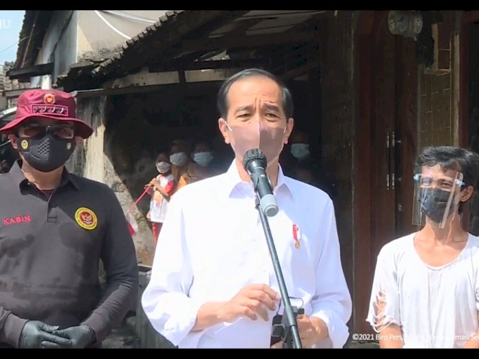 Tinjau Vaksinasi Door to Door, Jokowi: Jemput Bola, Ini Bentuk Pelayanan ke Masyarakat