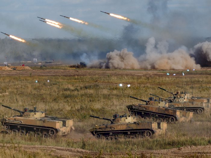 FOTO: Latihan Militer Gabungan Rusia-Belarusia 'Zapad-2021'