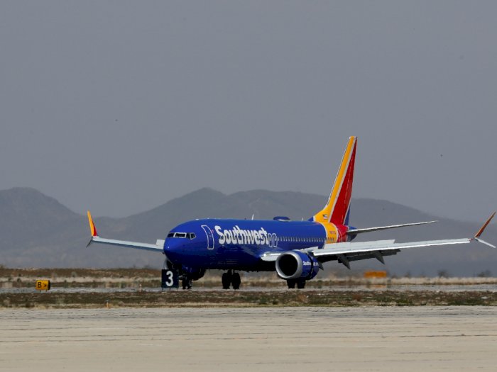 Southwest Airlines Tidak akan Sajikan Alkohol Hingga 2022 Mendatang!