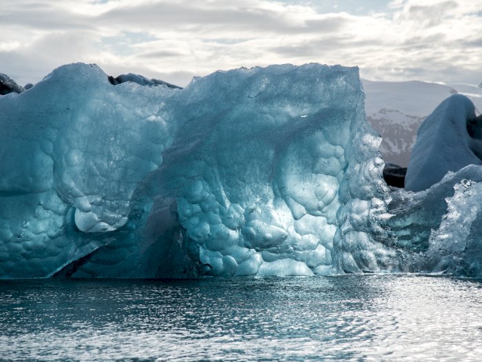 Apakah Pencairan Es di Kutub Membuat Kandungan Air Laut Menjadi Kurang Asin?