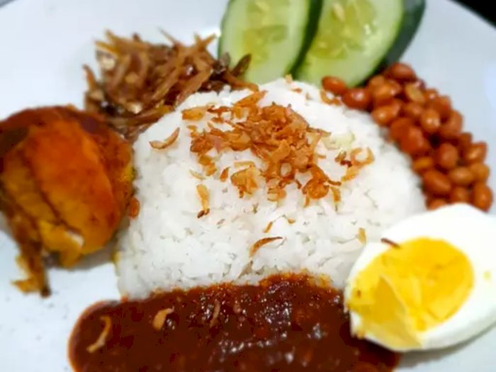 Buat Nasi Lemak Malaysia Yuk, Ini Resepnya
