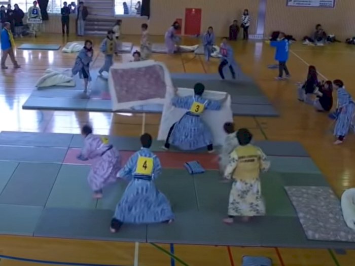 Dulu Cuma Permainan Anak-anak, Adu Bantal Kini Jadi Olahraga Populer di Jepang