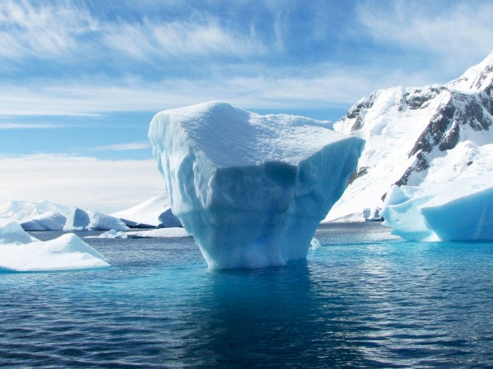 Tak Seperti Antartika, Benua Arktik Kehilangan Es Lebih Rendah dalam 15 Tahun Terakhir