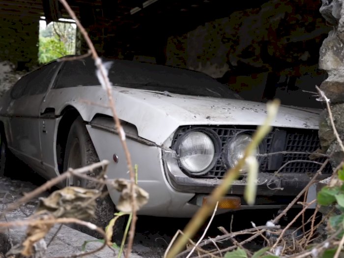 Lamborghini Espada Ditemukan di Gudang yang Ditinggal 30 Tahun, Pemiliknya Menghilang
