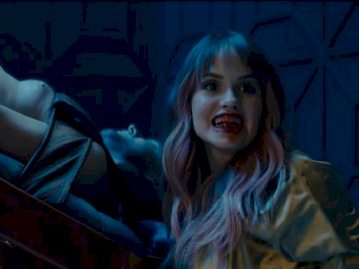 Jelang Halloween, Netflix Tayangkan Trailer Film Vampir Seksi Nan Beringas 'Night Teeth'