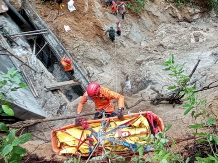 1 Orang Tewas dan 3 Pekerja Hilang Akibat Longsor di Karo, 17 Kecamatan Berpotensi Bencana