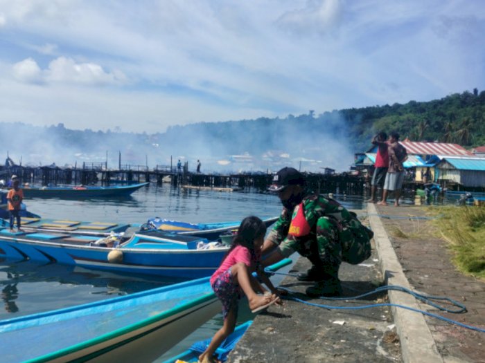 Ribuan Warga Terdampak Kebakaran Kompleks Borobudur Papua Diungsikan ke Tenda Darurat