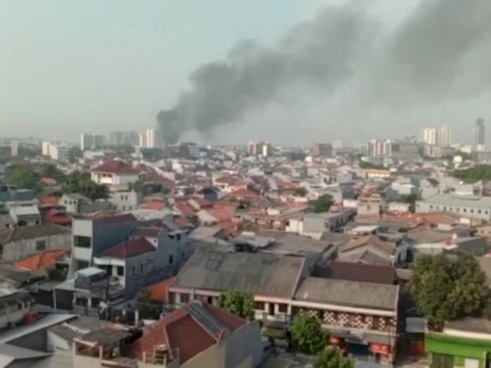 Kebakaran Gardu PLN di Jakbar, Polisi Pastikan Tak Ada Korban