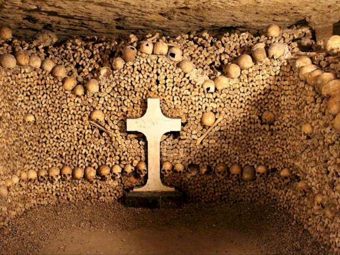Disangka Tempat Wisata, Catacombs di Paris Ini Ternyata Tempat yang Menyeramkan