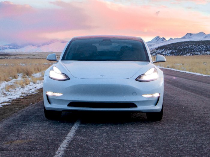 India Tidak Ingin Tesla Jual Mobil Listrik ‘Buatan China’ di Negaranya!