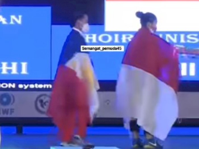 Momen Tim Polandia Pinjam Bendera Indonesia di Kejuaran Dunia, Tinggal Dibalik Posisinya