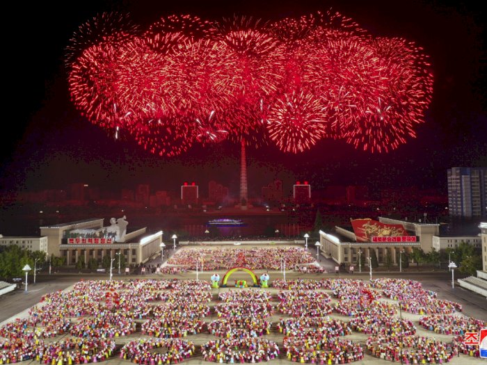 Peringatan Berdirinya Partai Buruh Korea Ke-76 di Pyongyang, Ini Foto-fotonya