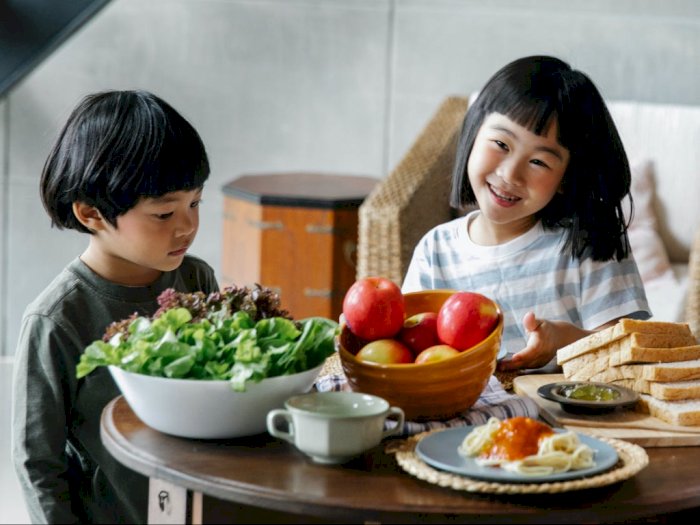 Anak yang Makan Buah dan Sayuran Punya Kesehatan Mental yang Lebih Baik