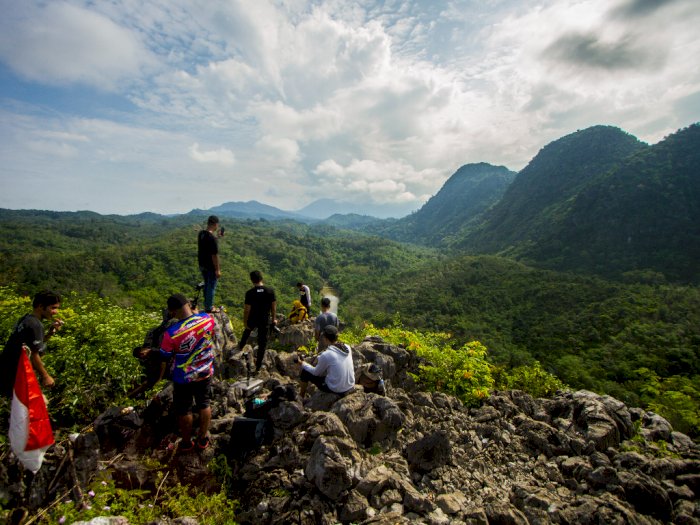 Wisata Bukit Batu Langara di Kawasan Geopark Meratus, Ini Foto-fotonya